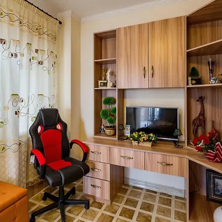 فيلة Imagine Renting Your Own 5-star Private Cyprus On The Beach, Paphos 1410