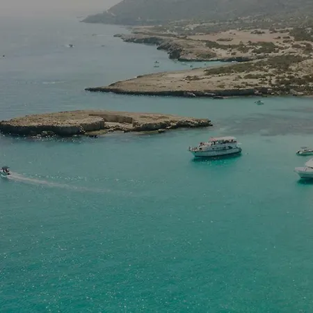 فيلة Imagine Renting Your Own 5-star Private Cyprus On The Beach, Paphos 1410