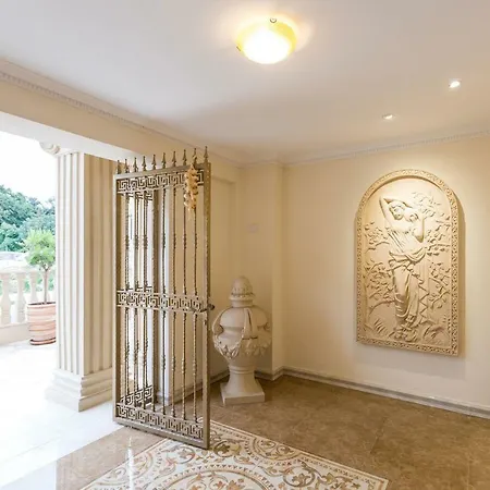 Imagine Renting Your Own 5-star Private Cyprus On The Beach, Paphos 1410 فيلة