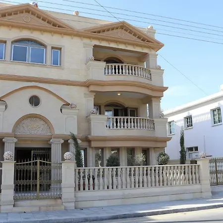 Imagine Renting Your Own 5-star Private Cyprus On The Beach, Paphos 1410 فيلة *