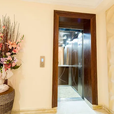 Imagine Renting Your Own 5-star Private Cyprus On The Beach, Paphos 1410 فيلة *