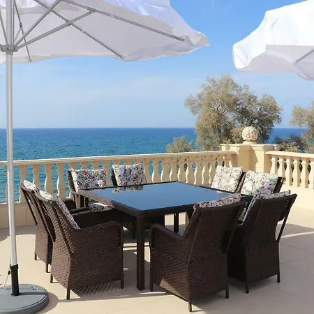 Imagine Renting Your Own 5-star Private Cyprus On The Beach, Paphos 1410 فيلة Kato Yialia