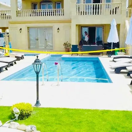 فيلة Imagine Renting Your Own 5-star Private Cyprus On The Beach, Paphos 1410 *